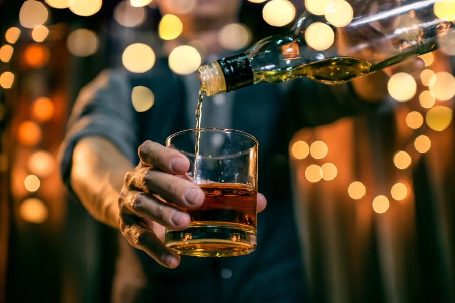 Whisky dla konesera – sprawdź, jak zrobić wrażenie!